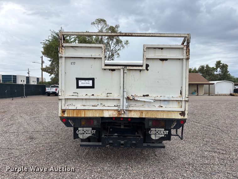 image for item EL2542 2011 Isuzu NRR Crew Cab dump truck