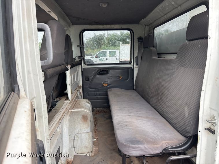 image for item EL2543 2011 Isuzu NRR Crew Cab dump truck
