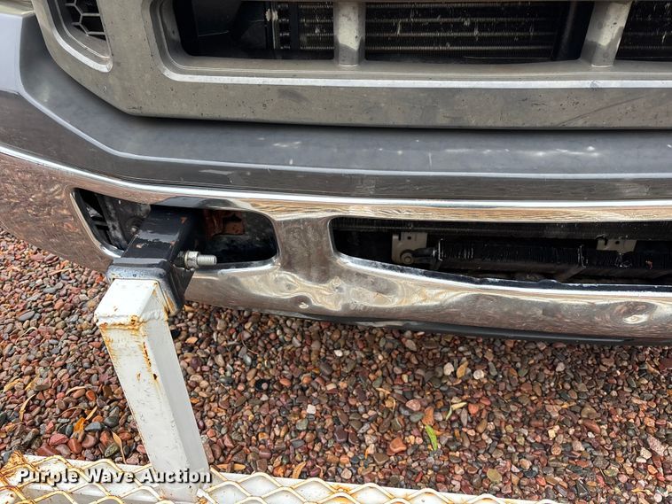 image for item EL2544 2006 Ford F450 Super Duty chipper truck