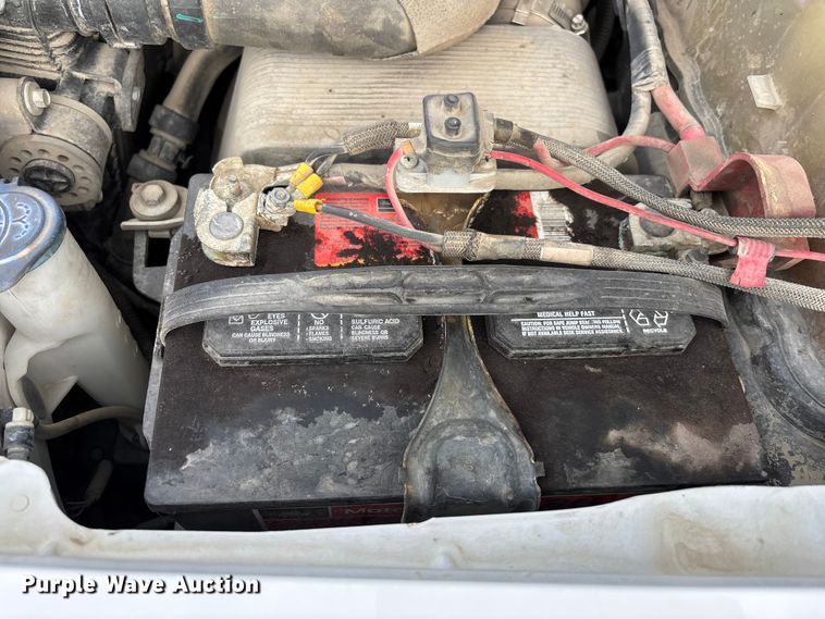 image for item EL2548 2019 Ford F450 Super Duty flatbed truck