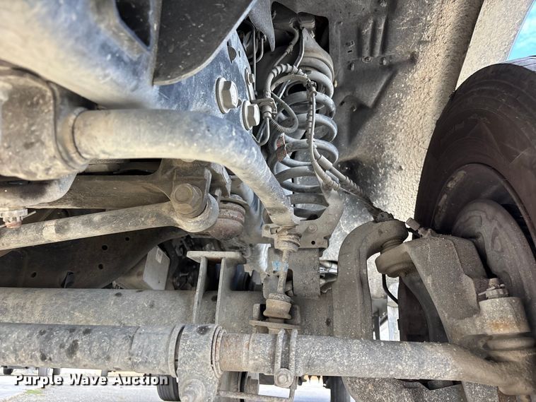 image for item EL2549 2019 Ford F450 Super Duty flatbed truck