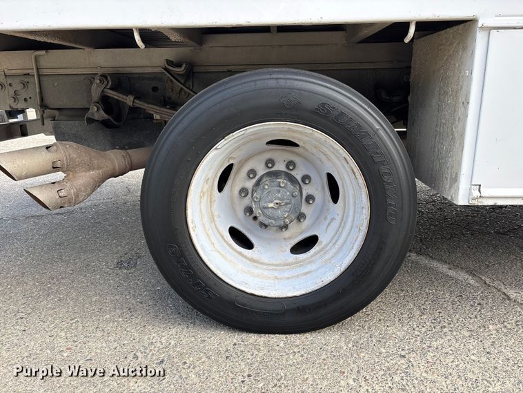 image for item EL2549 2019 Ford F450 Super Duty flatbed truck