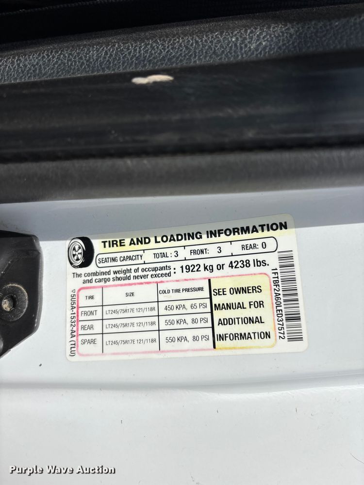 image for item EL2551 2020 Ford F250 Super Duty utility bed pickup truck