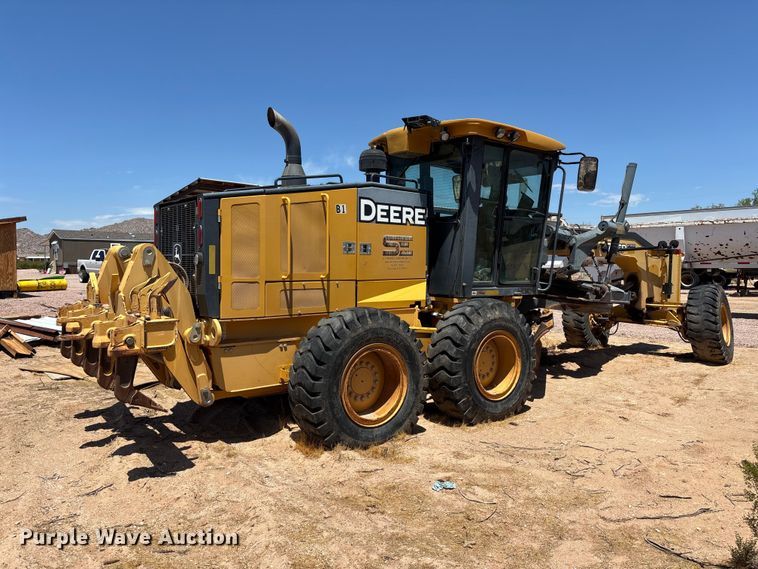 image for item EL2566 2012 John Deere 672GP motor grader