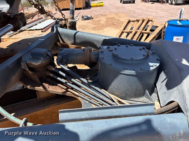 image for item EL2566 2012 John Deere 672GP motor grader