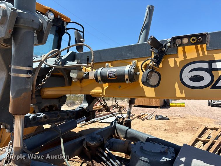 image for item EL2566 2012 John Deere 672GP motor grader
