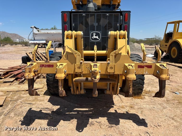 image for item EL2566 2012 John Deere 672GP motor grader