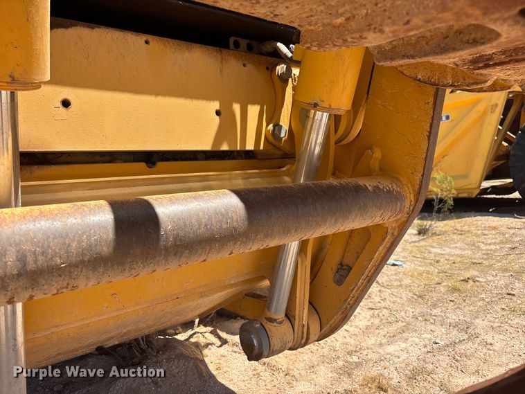 image for item EL2566 2012 John Deere 672GP motor grader