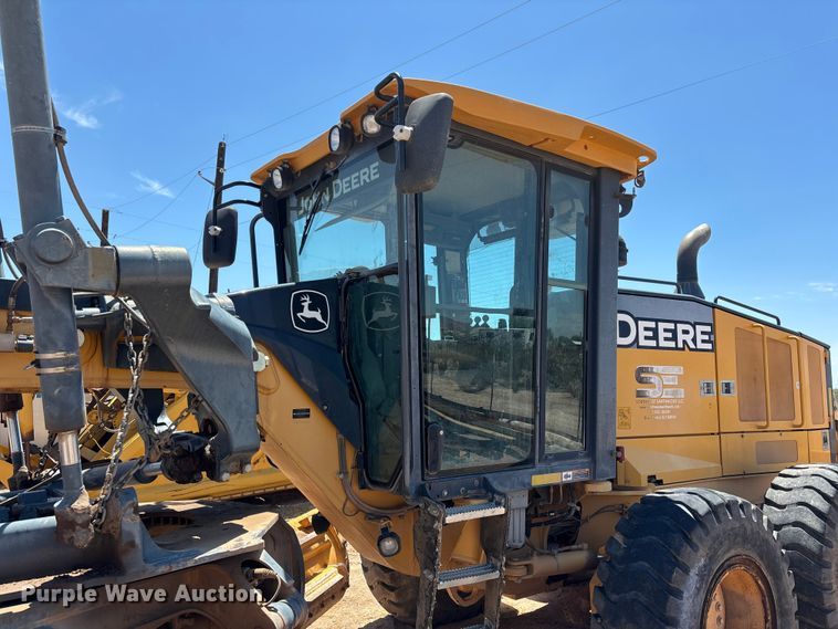 image for item EL2566 2012 John Deere 672GP motor grader
