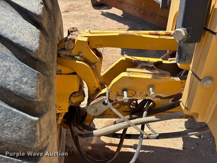 image for item EL2566 2012 John Deere 672GP motor grader