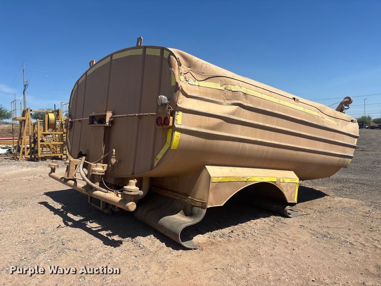 image for item EL2574 Meca water tank bed
