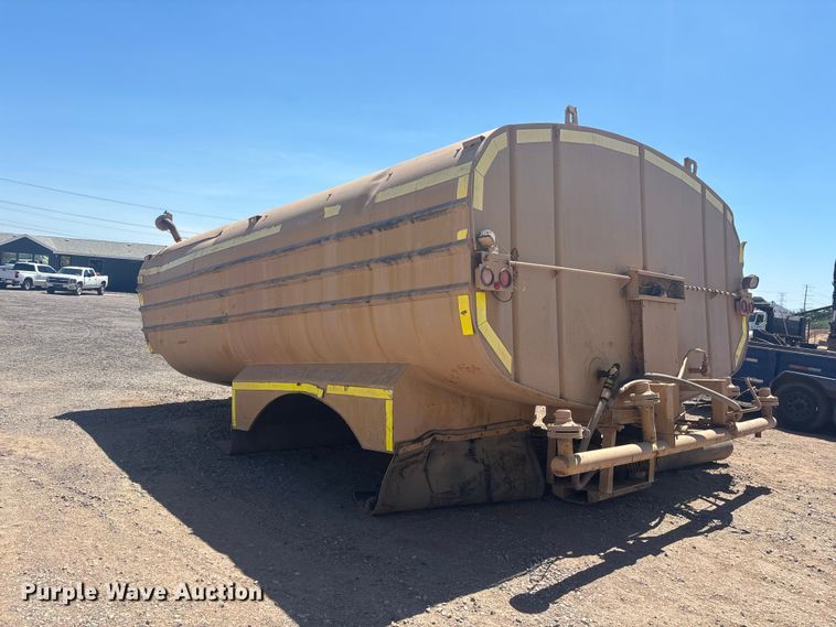 image for item EL2574 Meca water tank bed