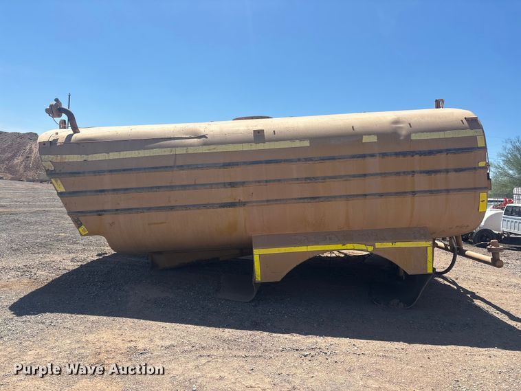 image for item EL2574 Meca water tank bed