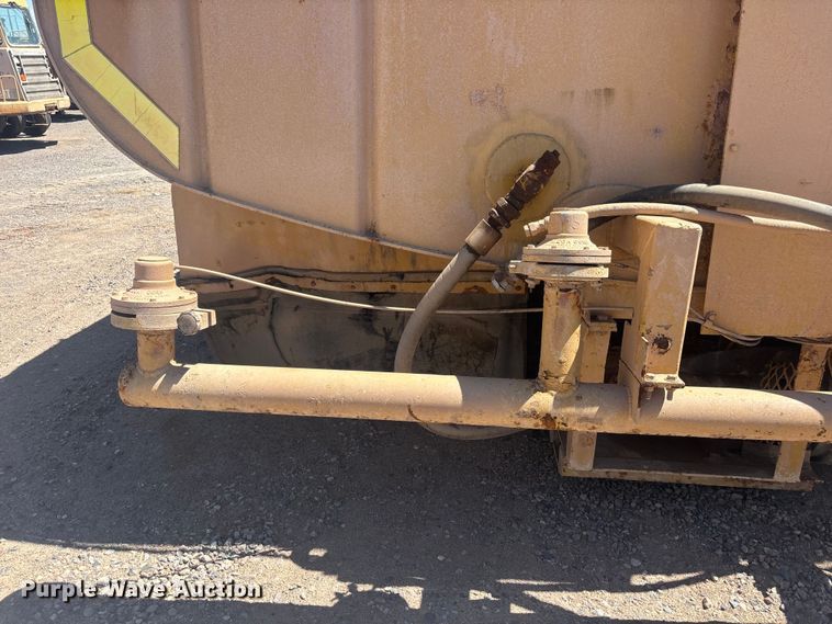 image for item EL2574 Meca water tank bed