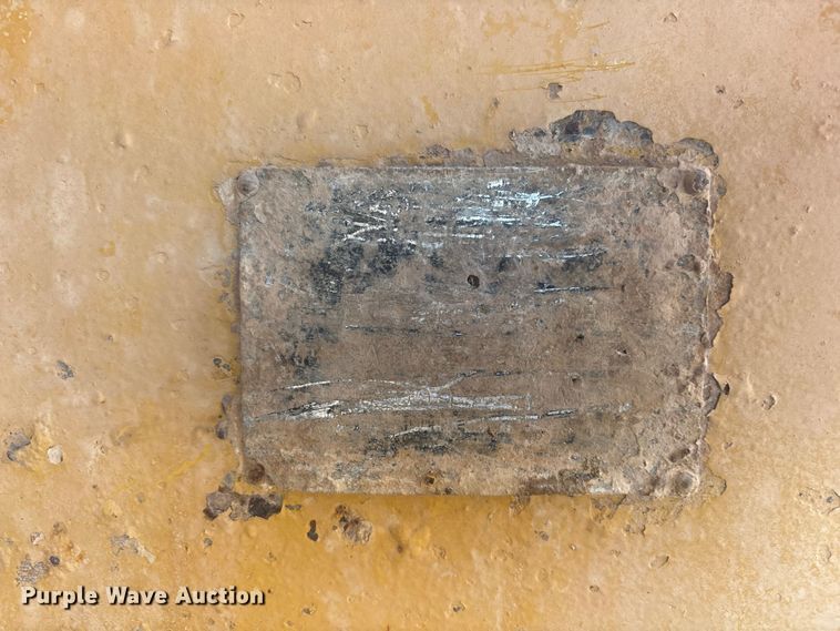 image for item EL2574 Meca water tank bed