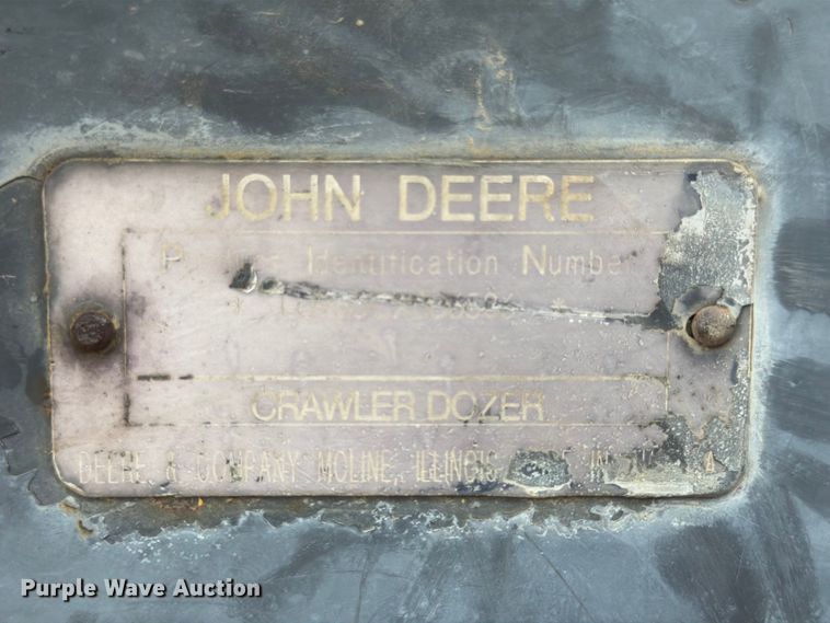 image for item EM0146 2004 John Deere 950C dozer