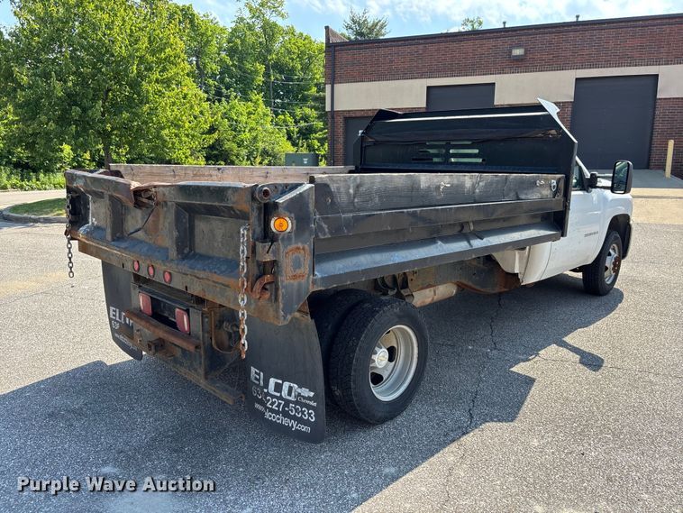 image for item EM5096 2009 Chevrolet Silverado 3500 dump bed pickup truck