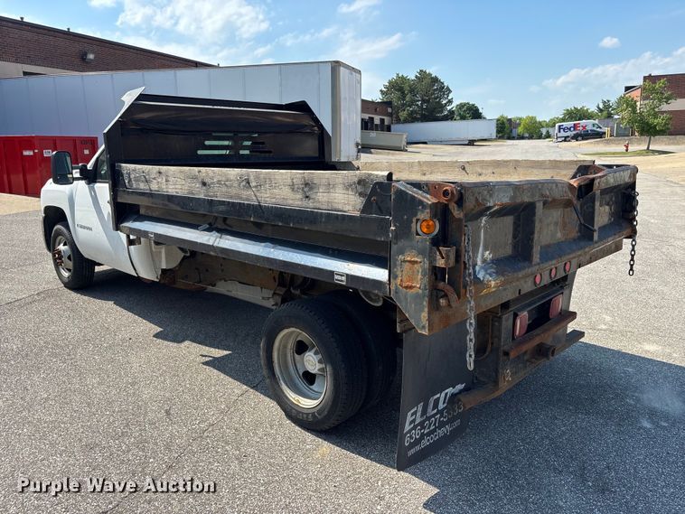 image for item EM5096 2009 Chevrolet Silverado 3500 dump bed pickup truck