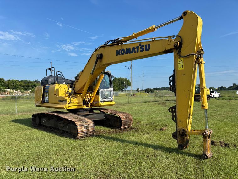 image for item EM5148 2017 Komatsu PC210LC-11 excavator