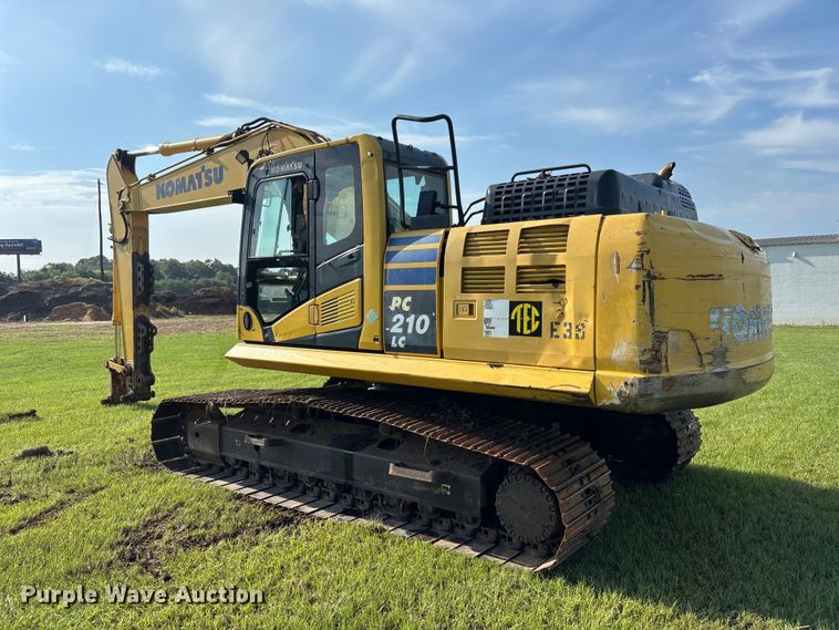 image for item EM5148 2017 Komatsu PC210LC-11 excavator