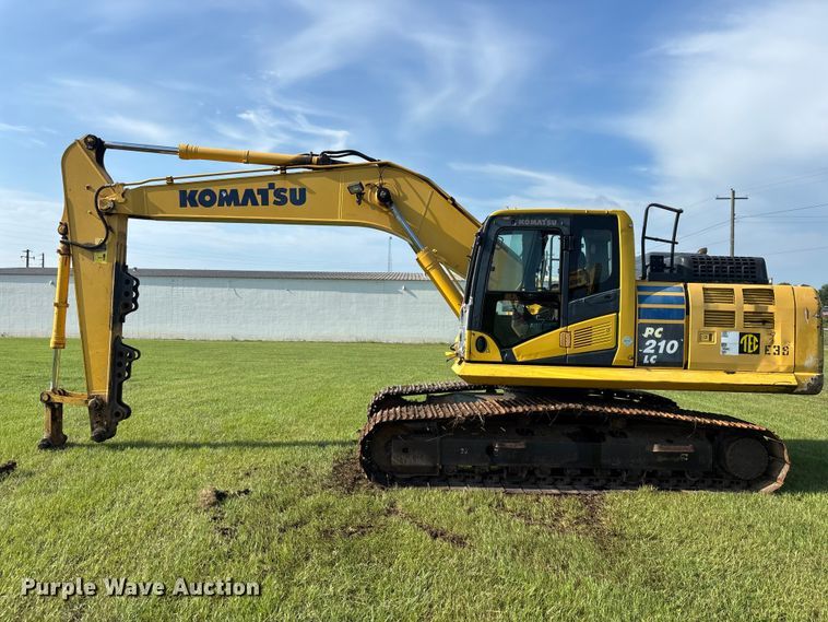 image for item EM5148 2017 Komatsu PC210LC-11 excavator