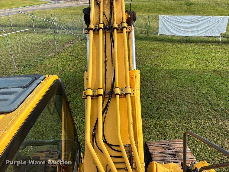 image for item EM5148 2017 Komatsu PC210LC-11 excavator