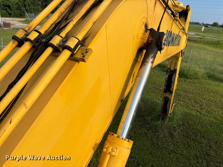 image for item EM5148 2017 Komatsu PC210LC-11 excavator