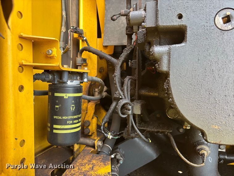image for item EM5148 2017 Komatsu PC210LC-11 excavator
