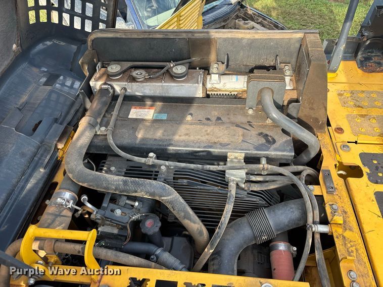 image for item EM5148 2017 Komatsu PC210LC-11 excavator