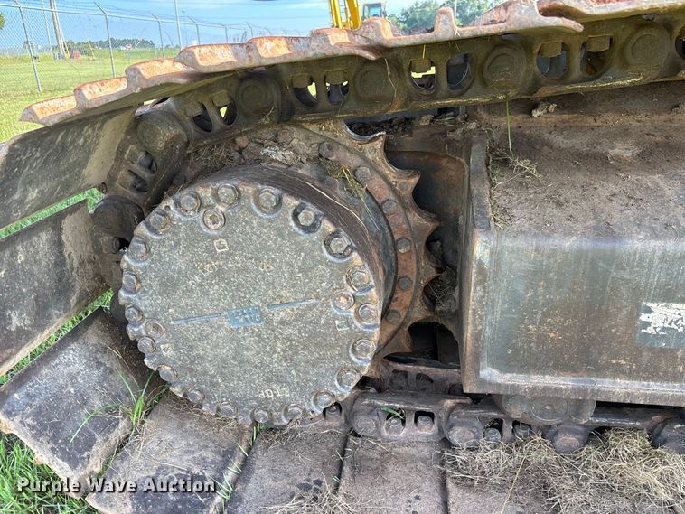 image for item EM5148 2017 Komatsu PC210LC-11 excavator