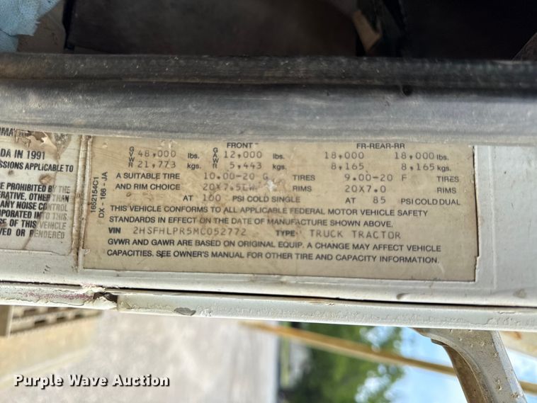 image for item EN0395 1991 International 9400 dump truck
