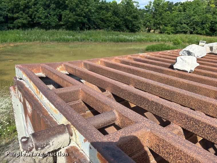 image for item EO4329 Hopper feeder