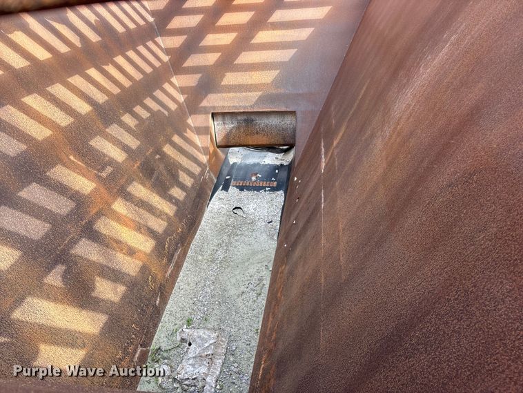 image for item EO4329 Hopper feeder