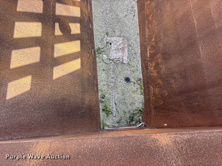 image for item EO4329 Hopper feeder