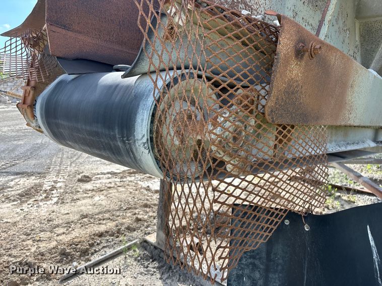 image for item EO4329 Hopper feeder