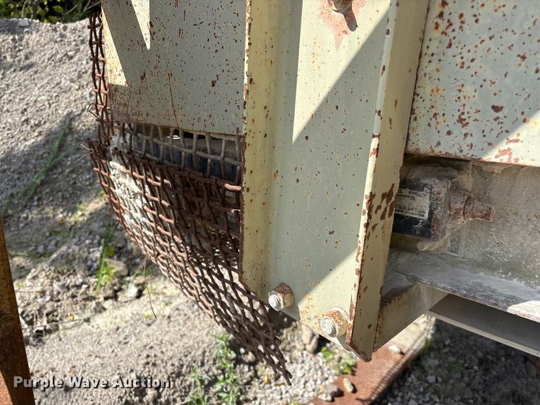 image for item EO4329 Hopper feeder