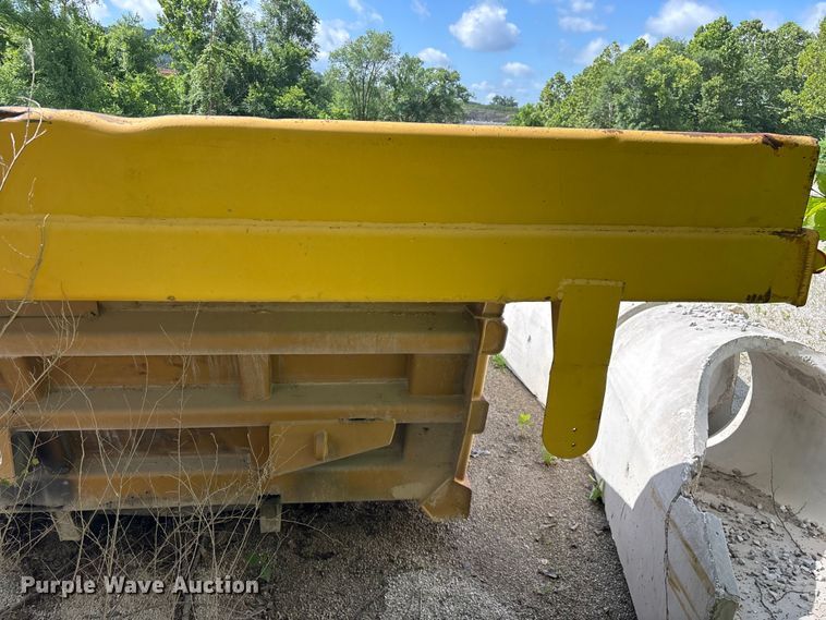 image for item EO4330 Caterpillar 769C haul truck bed