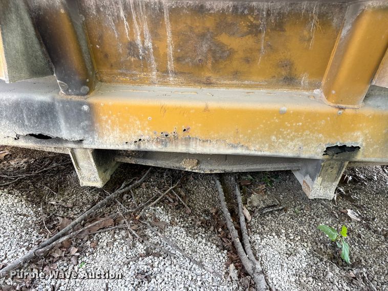 image for item EO4330 Caterpillar 769C haul truck bed
