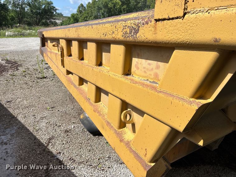 image for item EO4330 Caterpillar 769C haul truck bed