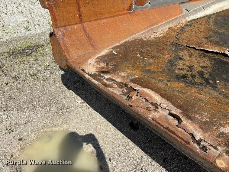 image for item EO4330 Caterpillar 769C haul truck bed