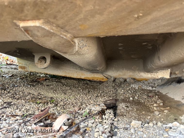 image for item EO4330 Caterpillar 769C haul truck bed