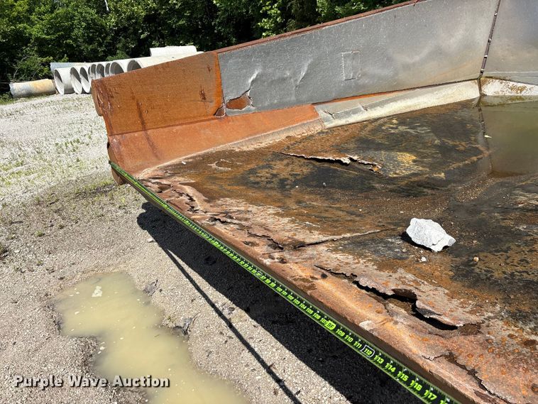 image for item EO4330 Caterpillar 769C haul truck bed