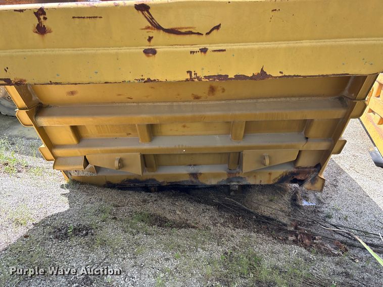 image for item EO4331 Caterpillar 769C haul truck bed