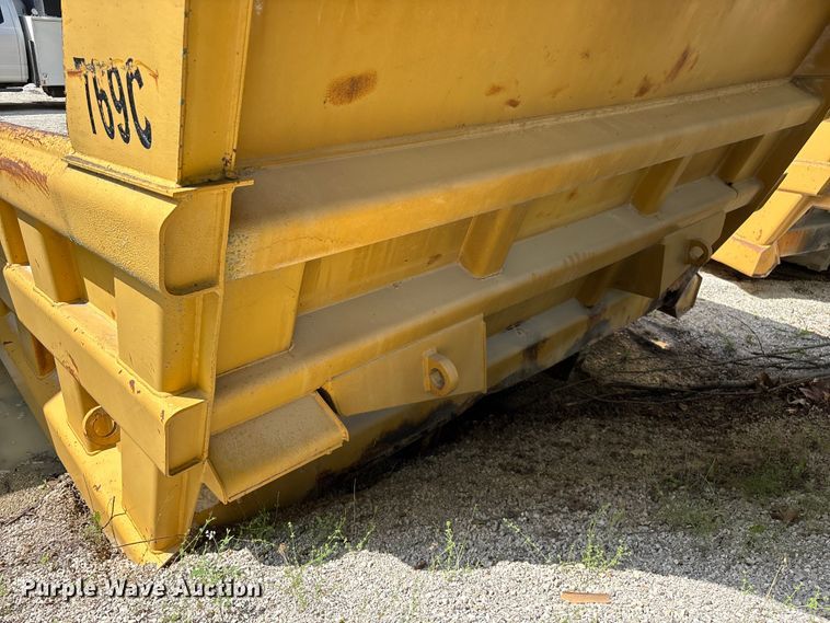 image for item EO4331 Caterpillar 769C haul truck bed