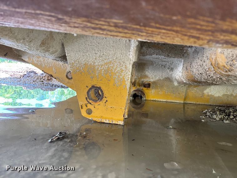 image for item EO4331 Caterpillar 769C haul truck bed