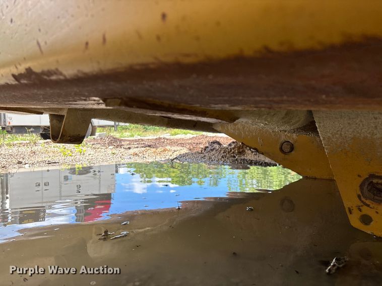 image for item EO4331 Caterpillar 769C haul truck bed