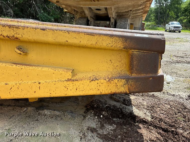 image for item EO4331 Caterpillar 769C haul truck bed