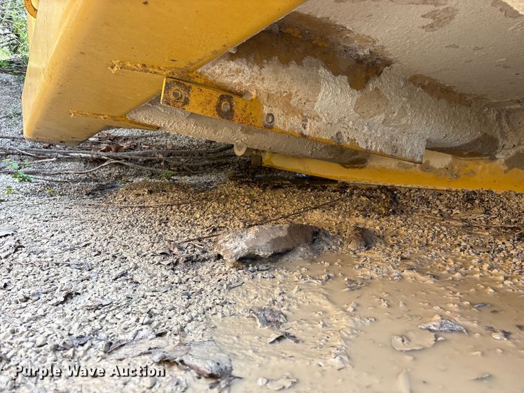 image for item EO4331 Caterpillar 769C haul truck bed