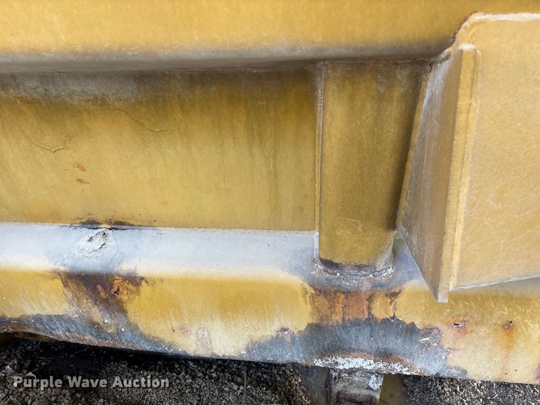 image for item EO4331 Caterpillar 769C haul truck bed