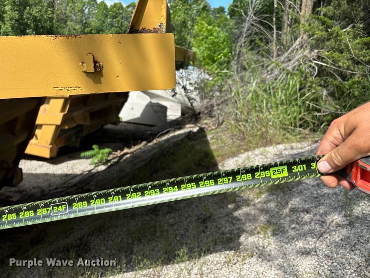 image for item EO4331 Caterpillar 769C haul truck bed